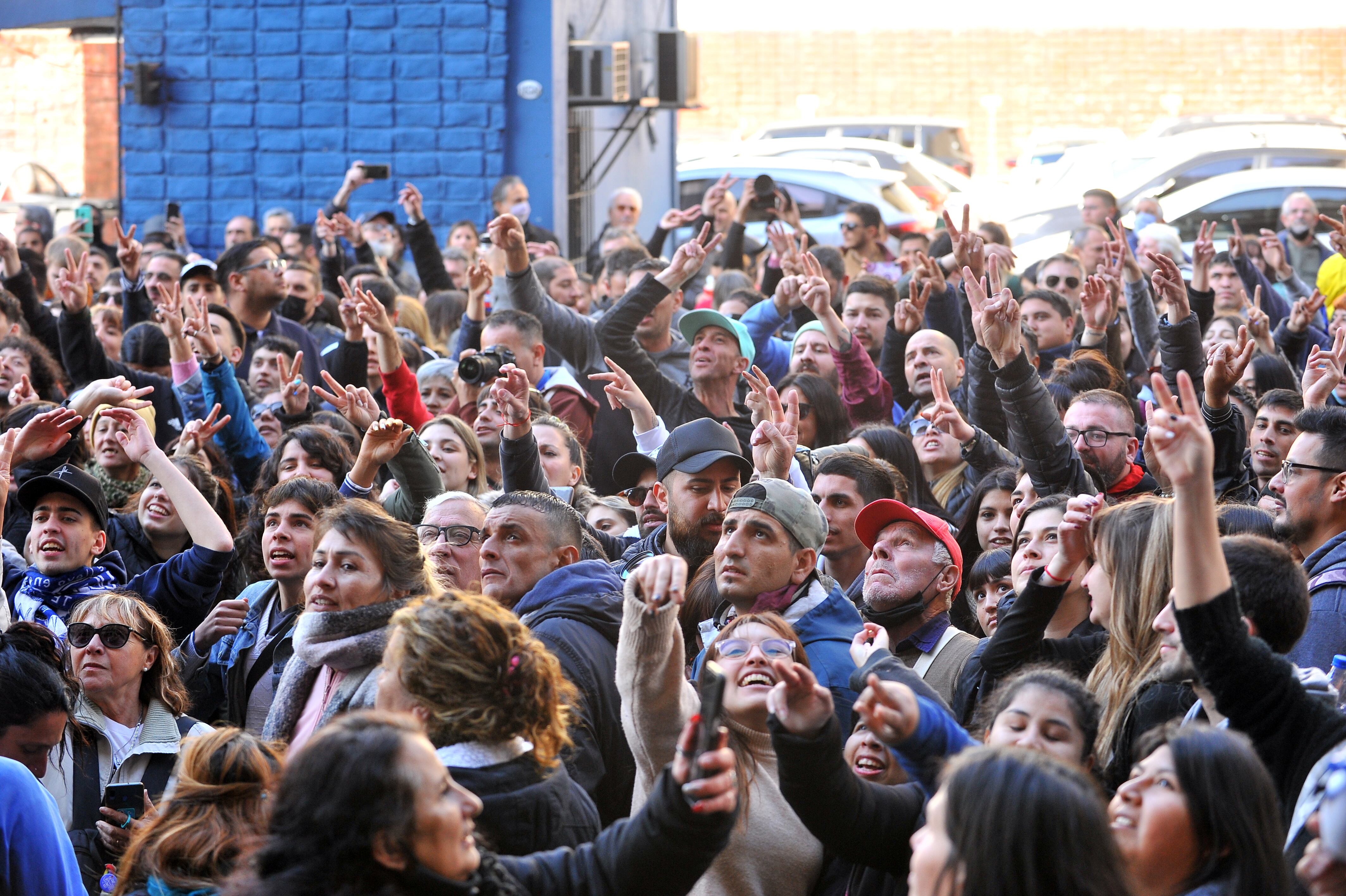 Cristina Fernández de Kirchner desde el balcón del Congreso. / Foto: Clarín