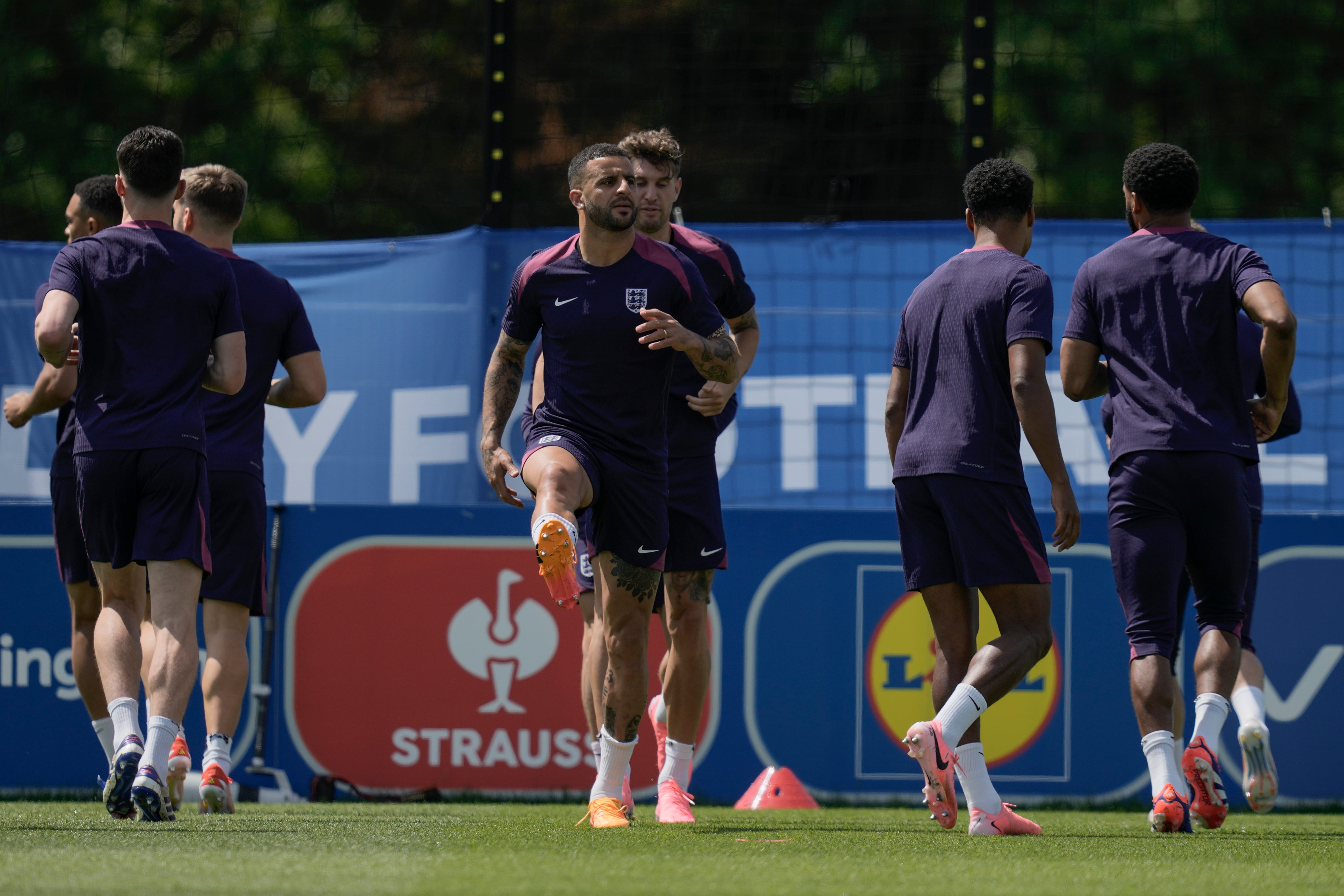 Kyle Walker es una figura importante para el Manchester City, y también para su selección. /Foto: AP