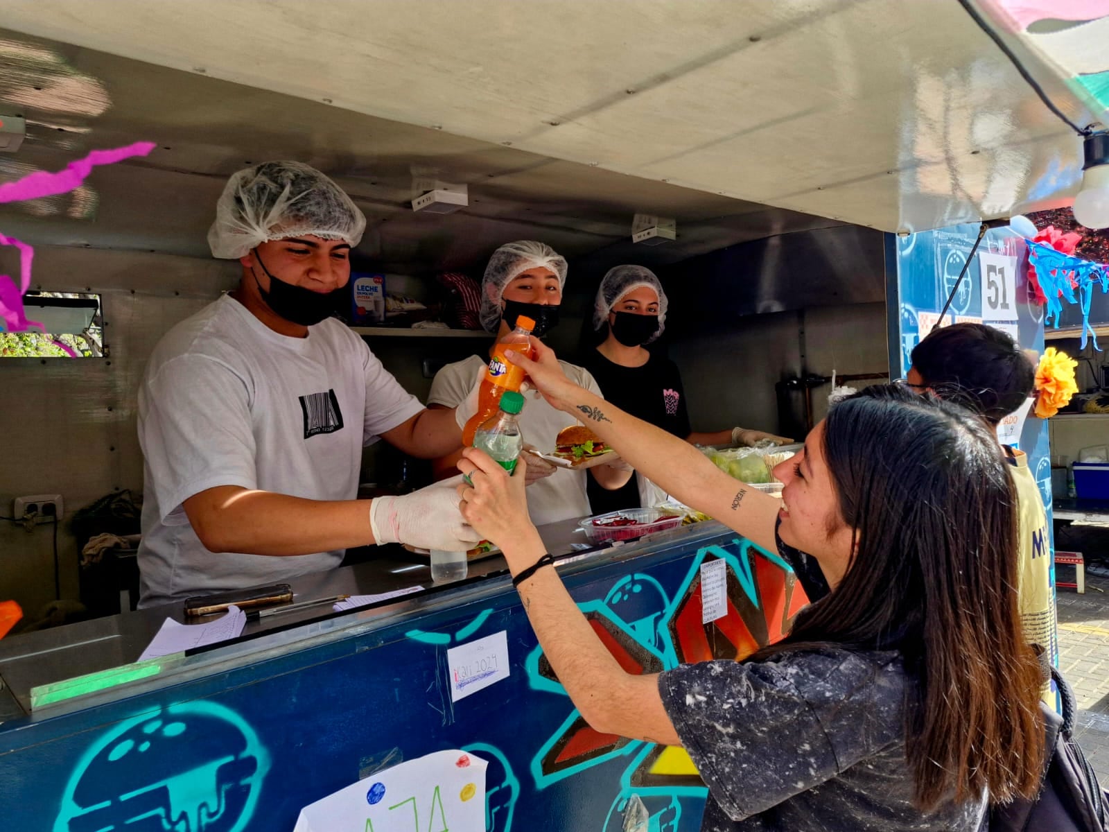 Fin de semana a puro color con los Kioscos maipucinos