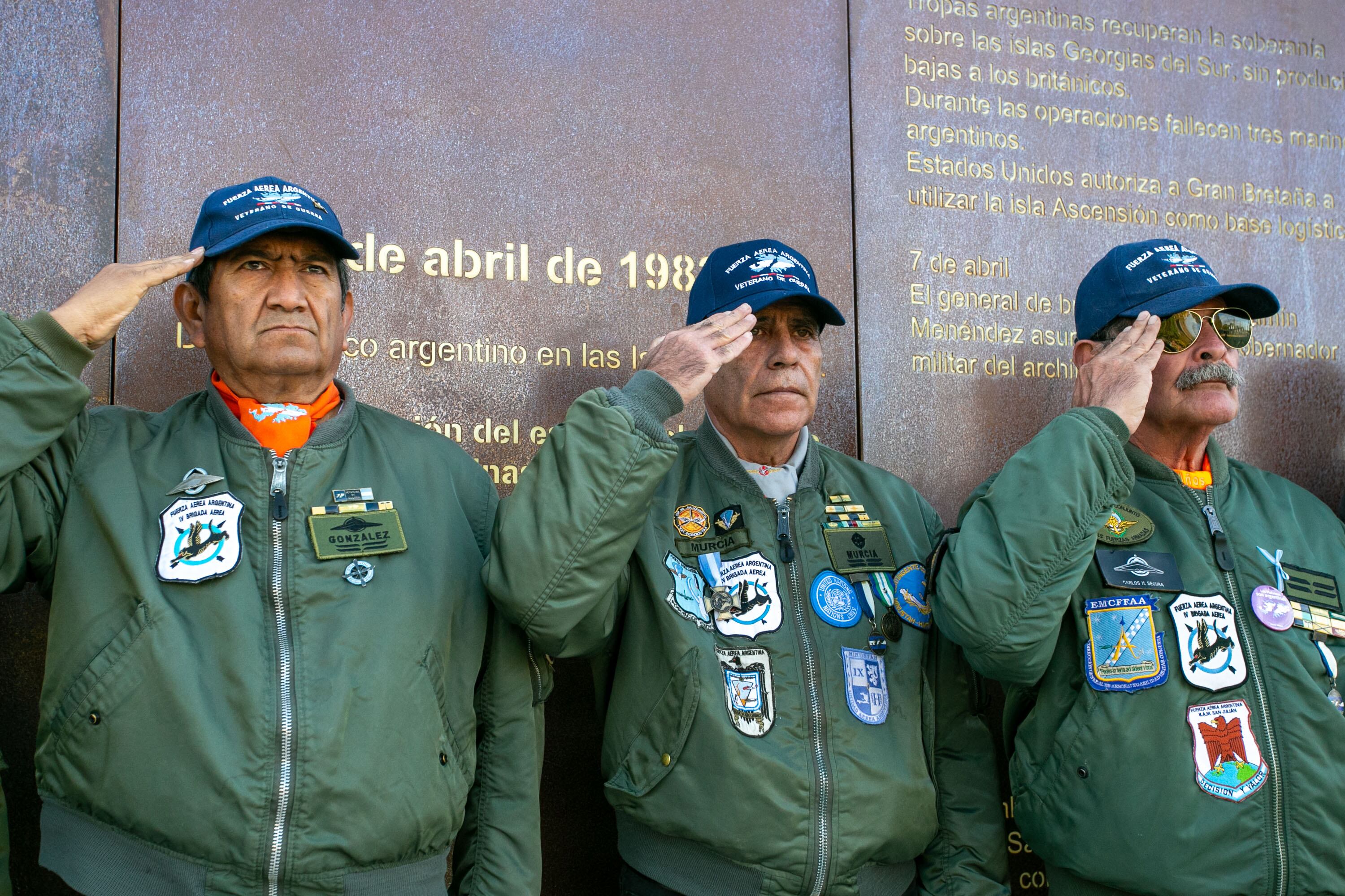 Ulpiano Suarez participó del Acto en conmemoración del “Día de la máxima resistencia” en honor a Veteranos de Malvinas.