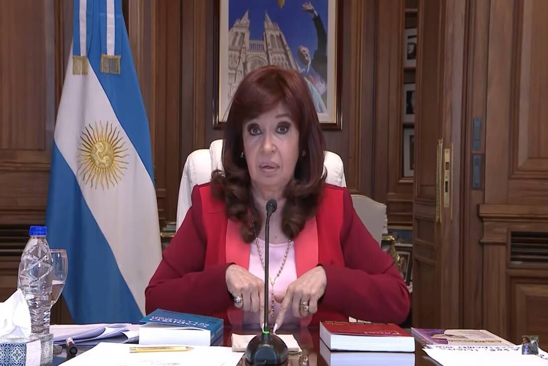 Cristina Kirchner en su despacho en el Senado. Foto: Gentileza