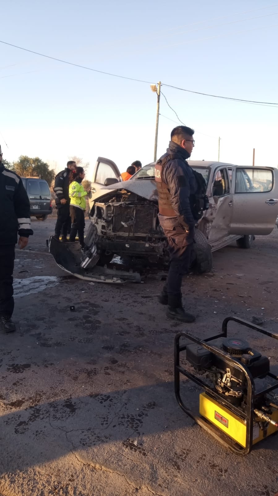 El conductor de la Yoyota Hilux dio positivo en el test de alcoholemia. Foto: Fuentes policiales.