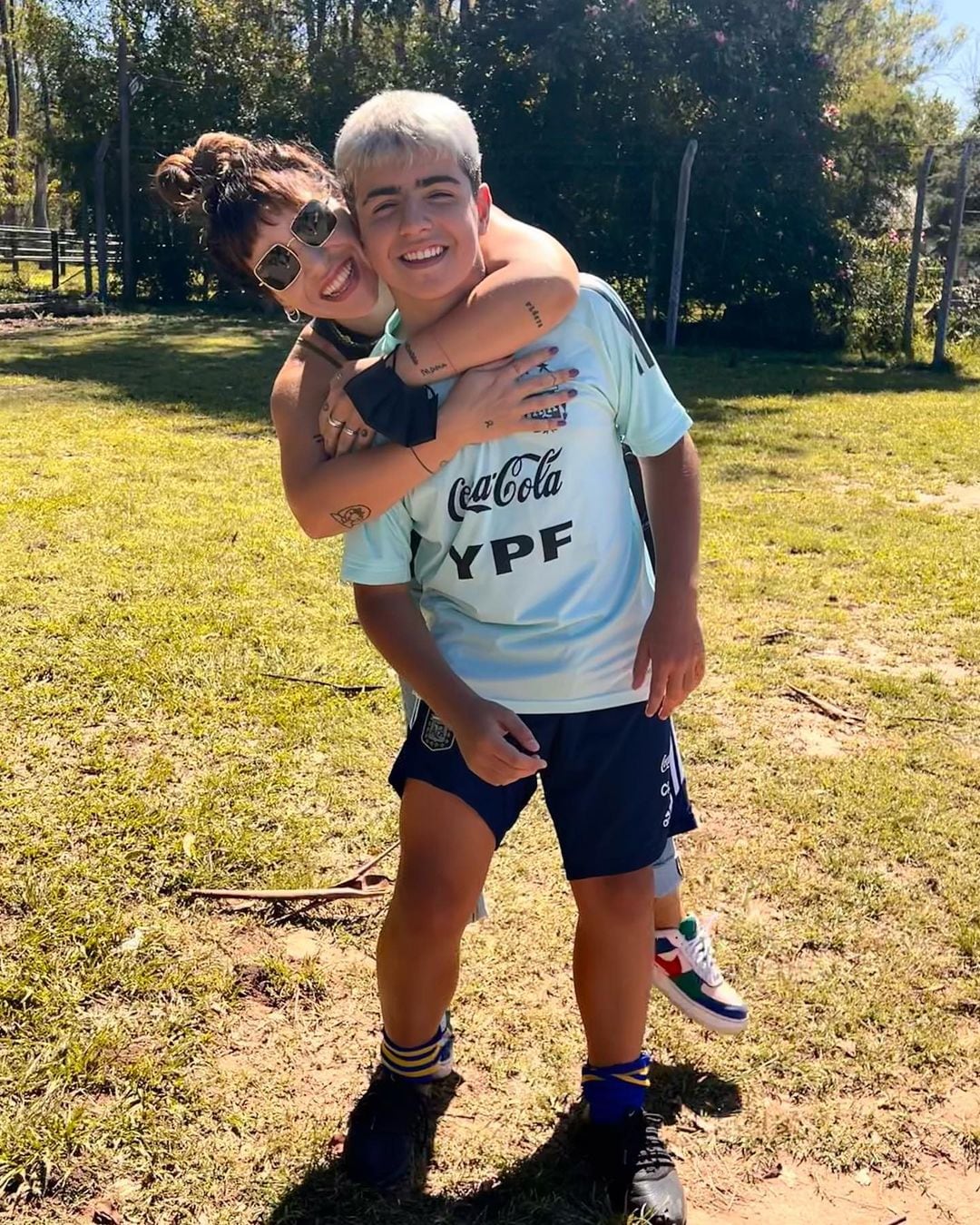 Gianinna Maradona, emocionada por el debut de su hijo en las inferiores de Tigre