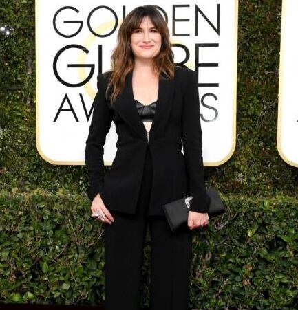 Kathryn Hahn en la alfombra roja de los Golden Globes