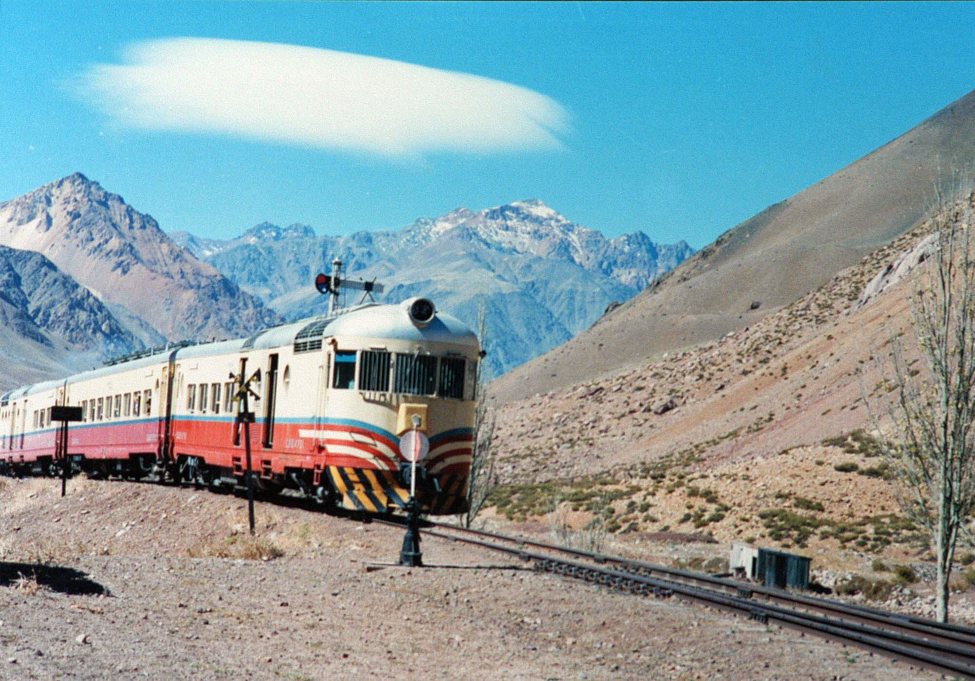 Caminos nuevos, construcción de casas y hasta un tren turístico: el plan para recuperar Puente del Inca. Foto: Gobierno de Mendoza. Foto: Gentileza.