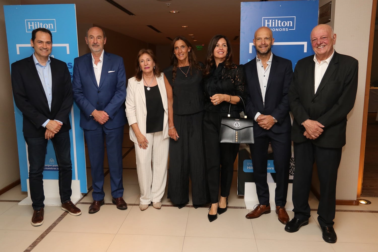 Mauricio Badaloni, el ministro de Producción Rodolfo Vargas Arizu, la rectora de la UNCuyo; Esther Sánchez, Laura Horta, Andrea Richardi, Rubén David y Juan Carlos Jaliff. Foto: Los Andes