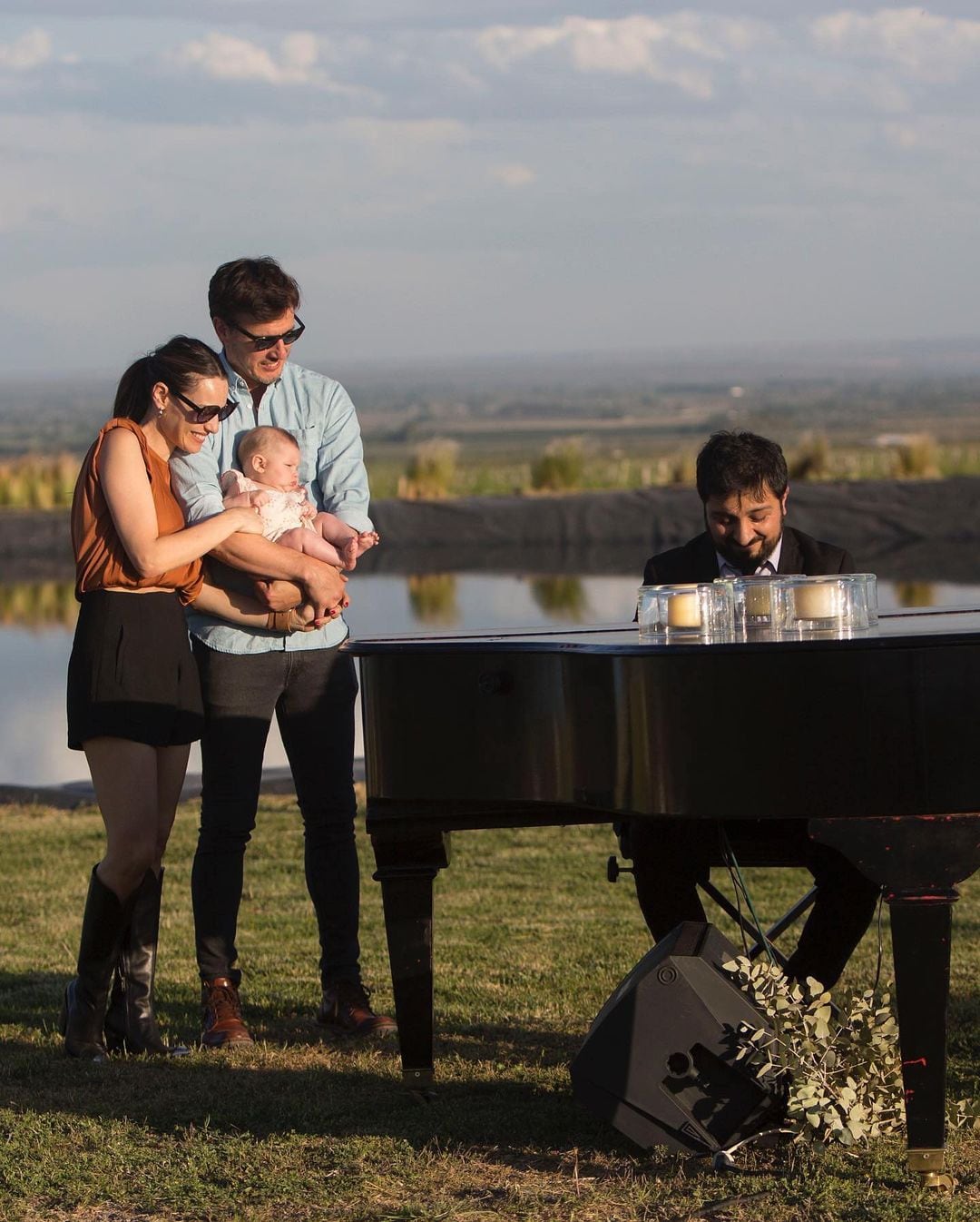 Pampita y Roberto García Moritán en Mendoza.