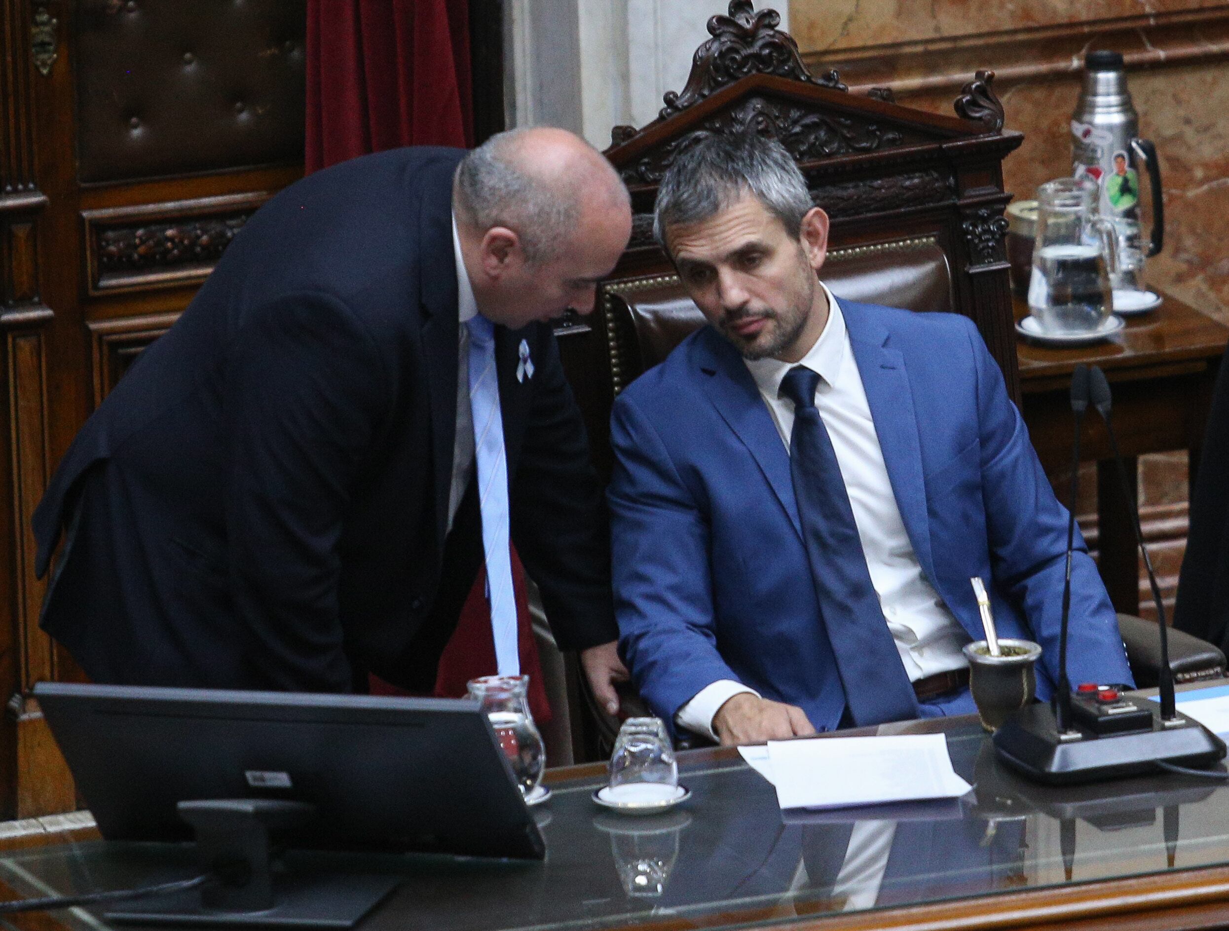 En la Cámara de Diputados se desarrolla la sesión especial para convalidar el proyecto de Ley Bases y el Paquete Fiscal, que incluye la reposición del Impuesto a las Ganancias. Foto NA: DANIEL VIDES