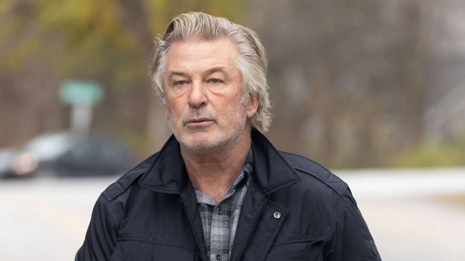 Alec Baldwin intentó llegar a un acuerdo con la familia de Halyna Hutchins, la directora de fotografía de la película Rust