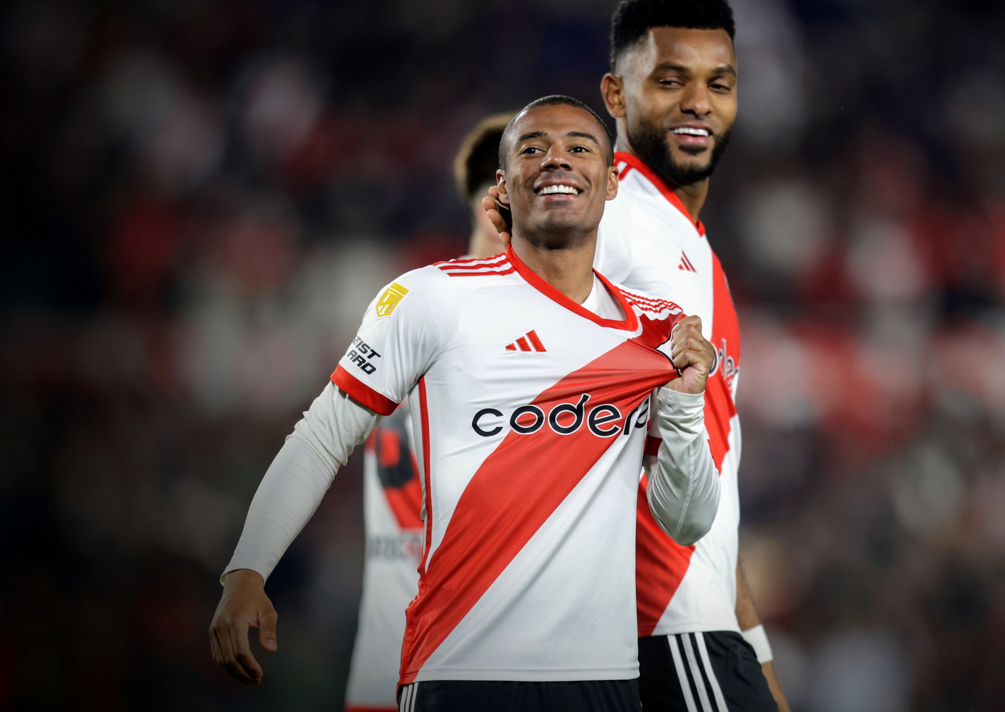 Nicolás De la Cruz marcó la diferencia en el segundo tiempo para River contra Barracas en el Monumental. (Fotobaires)