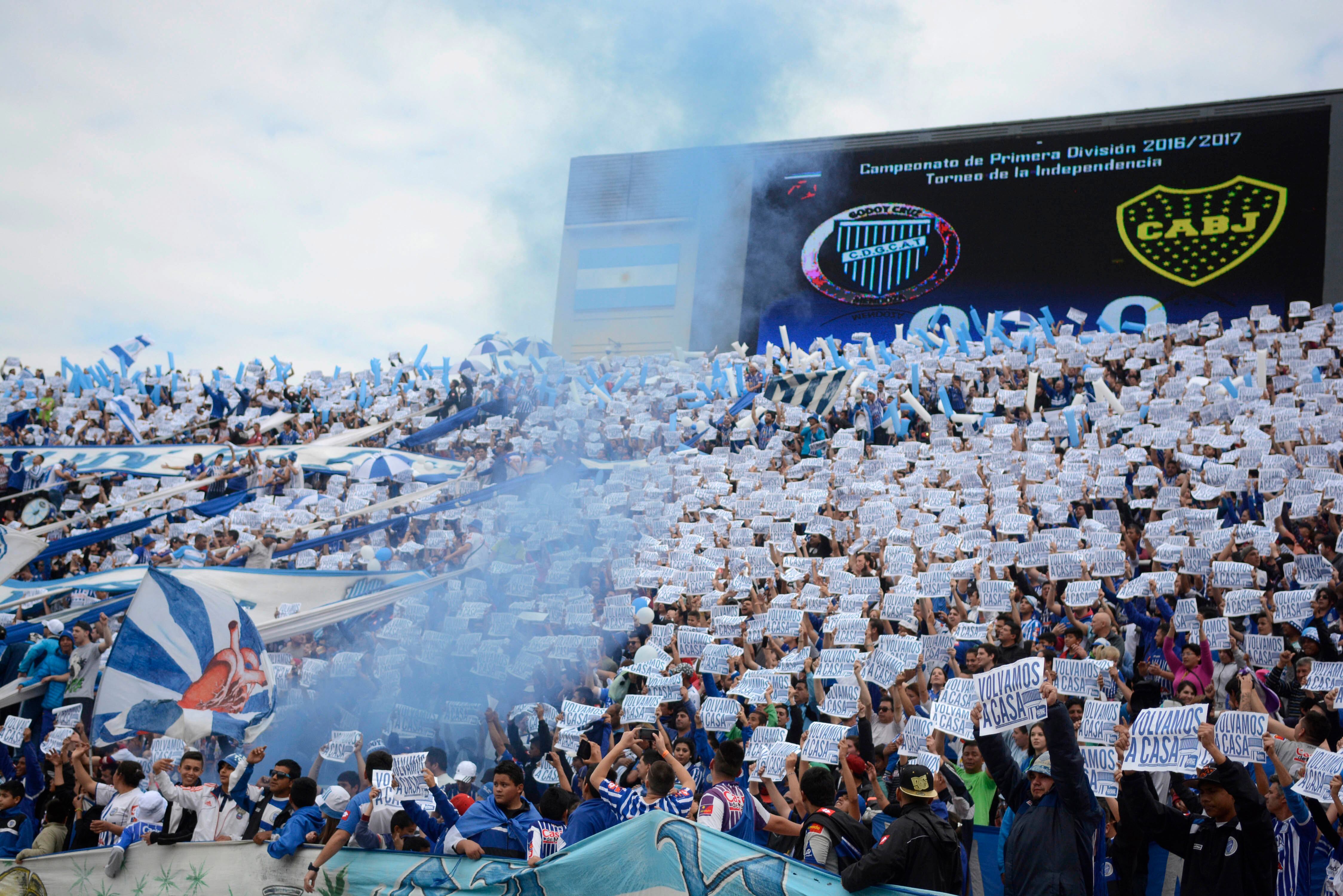 18 de setiembre de 2016. Hinchas de Godoy Cruz piden volver al Feliciano Gambarte. 