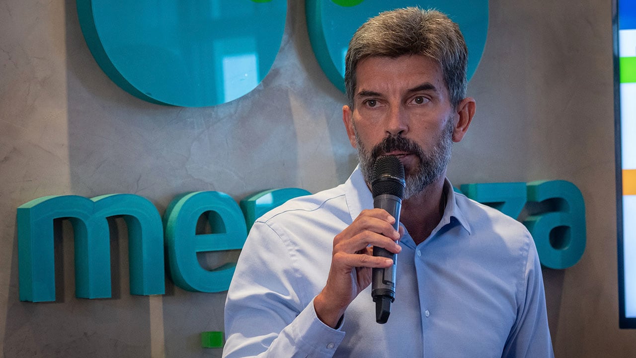 Ulpiano Suarez, el jefe comunal de Capital. No muestra sus cartas, pero todos saben que juega.

Foto: Ignacio Blanco / Los Andes  