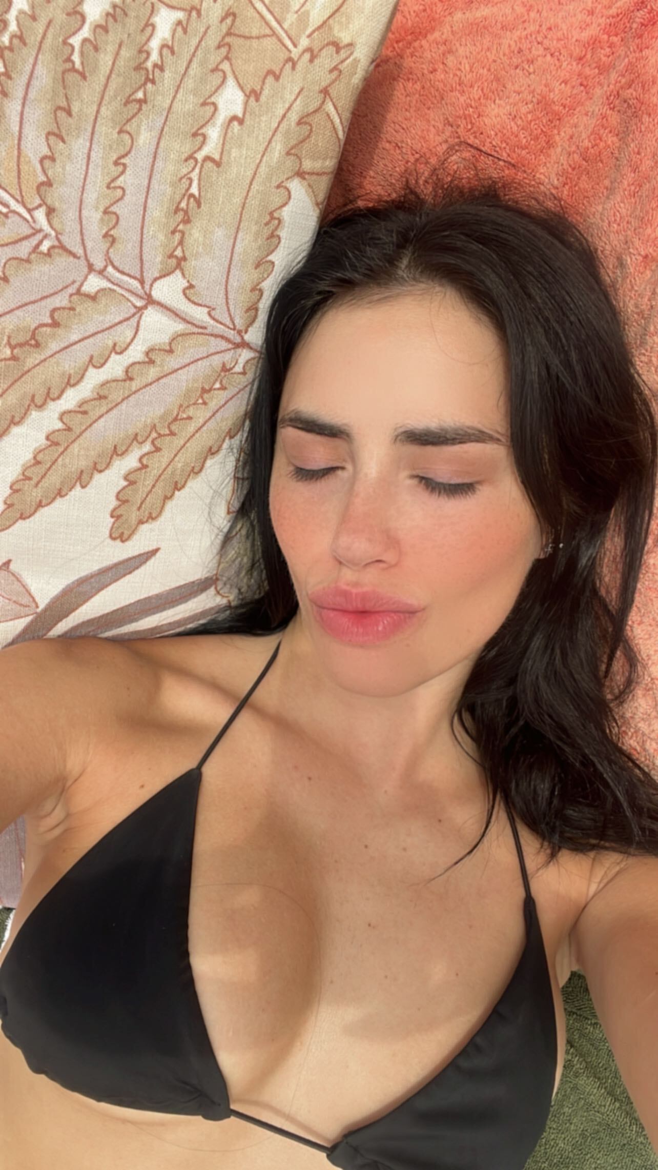 Lali Espósito y una deslumbrante selfie.