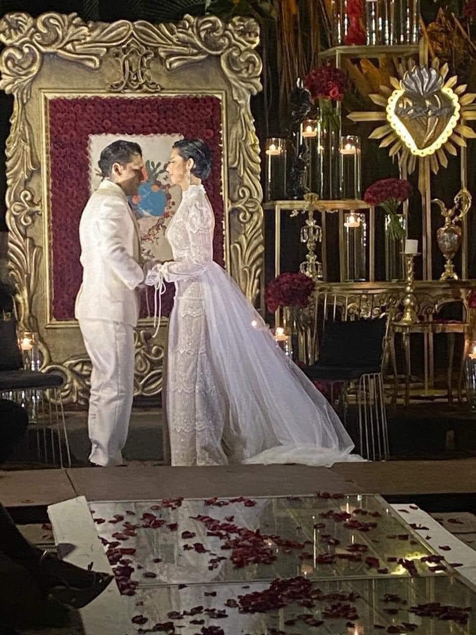 Christian Nodal y Ángela Aguilar se habrían casado en México