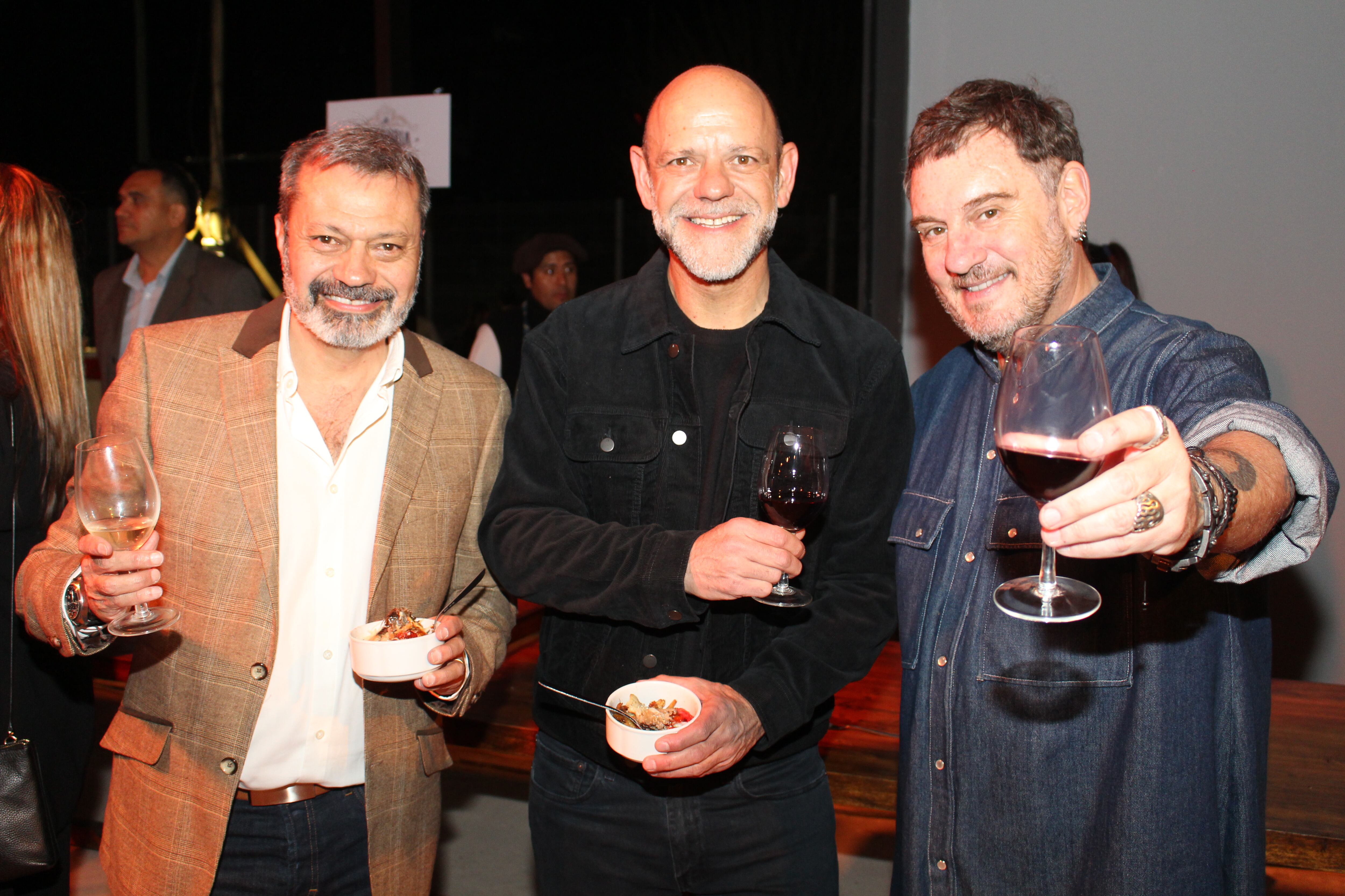 Oscar Sagas , Luis Zambonini y José Bahamonde.