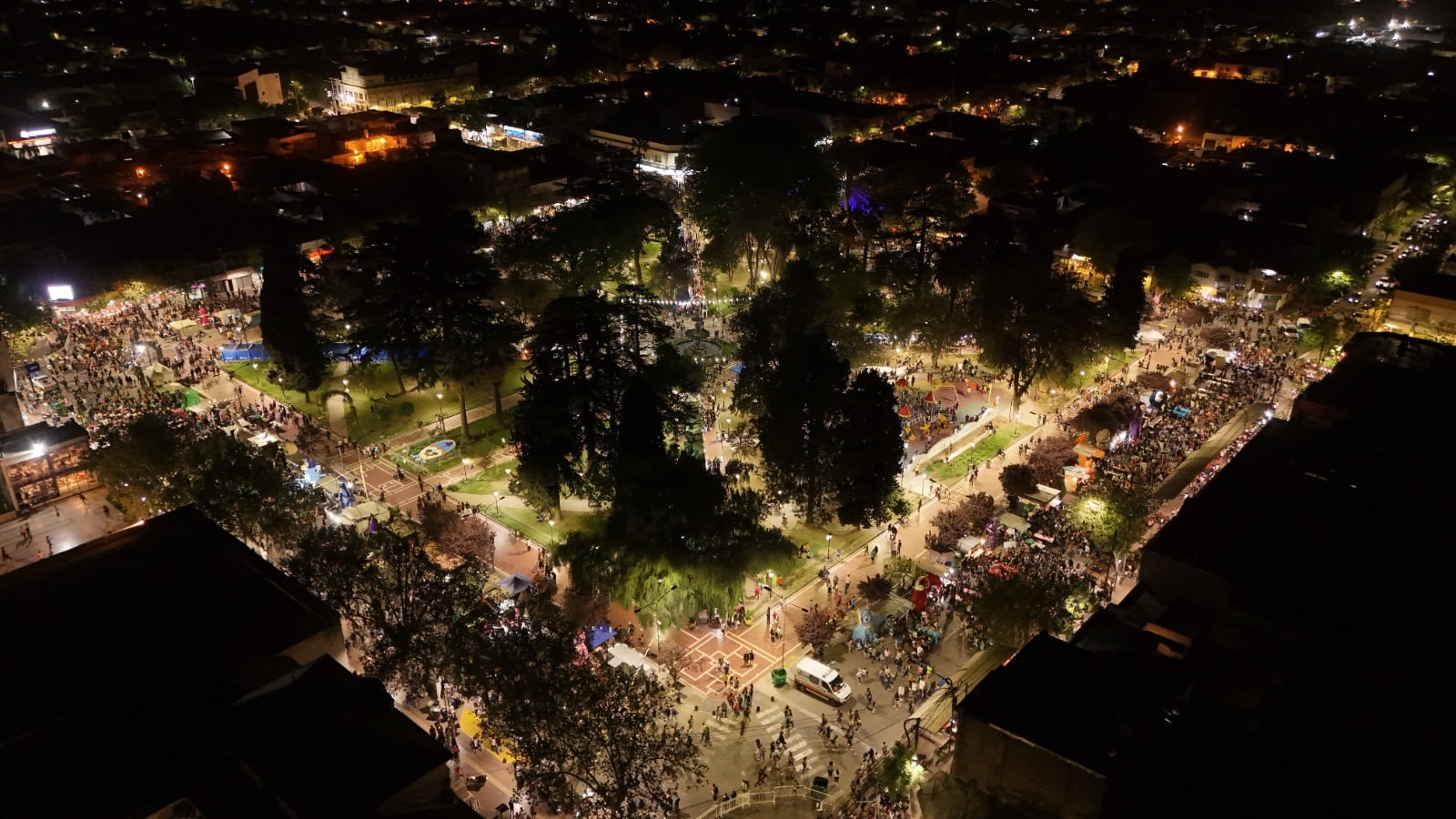 Más de 100 mil personas disfrutaron de la Semana de la Juventud en Maipú.