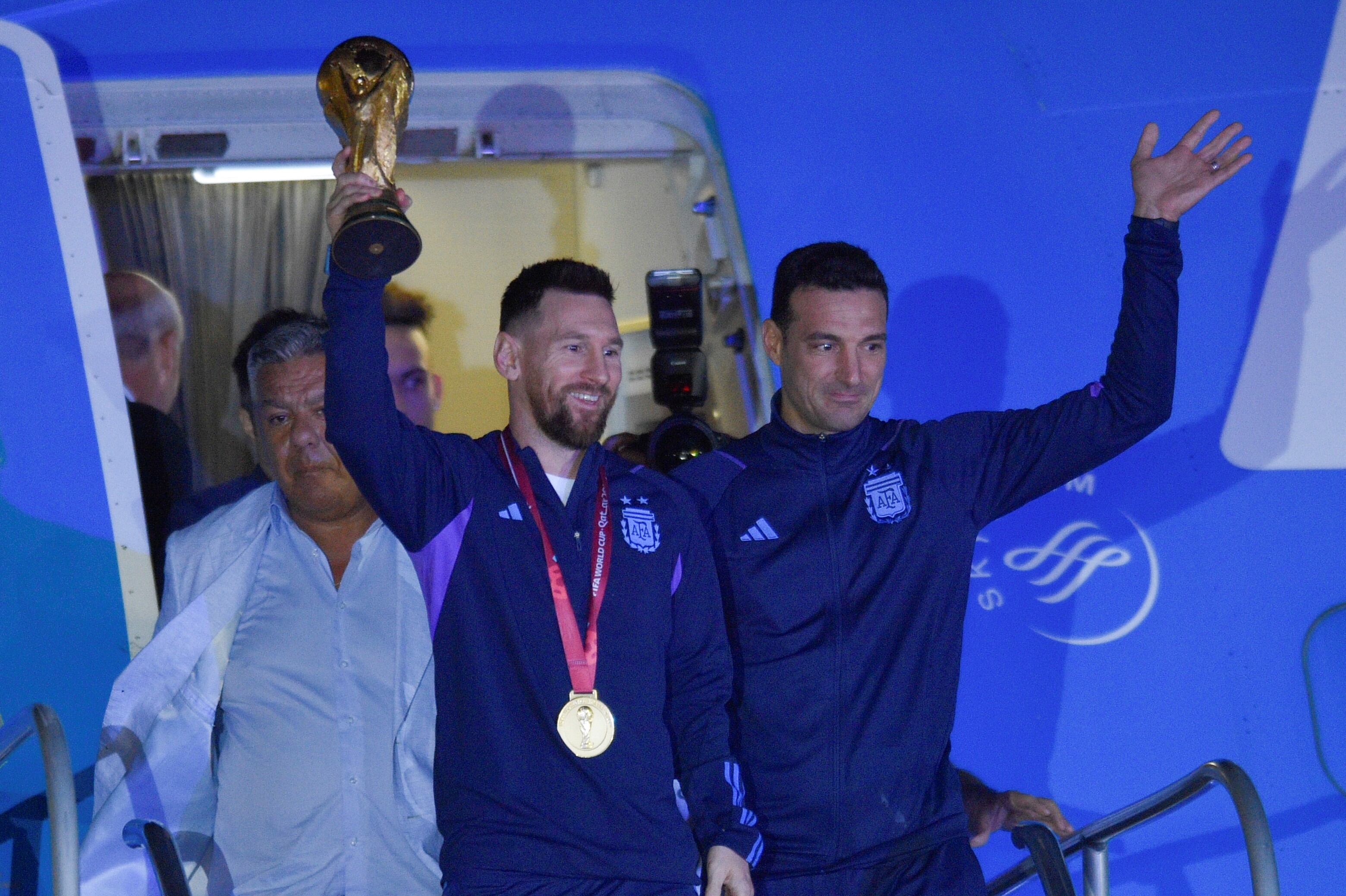 En San Juan Messi le dijo a Scaloni que quería seguir en la selección.