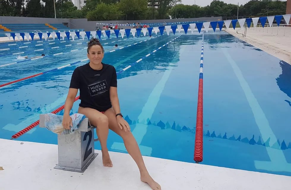 Solidaridad: Pilar Geijo cruzará a nado el Río de la Plata para ayudar a un club de barrio