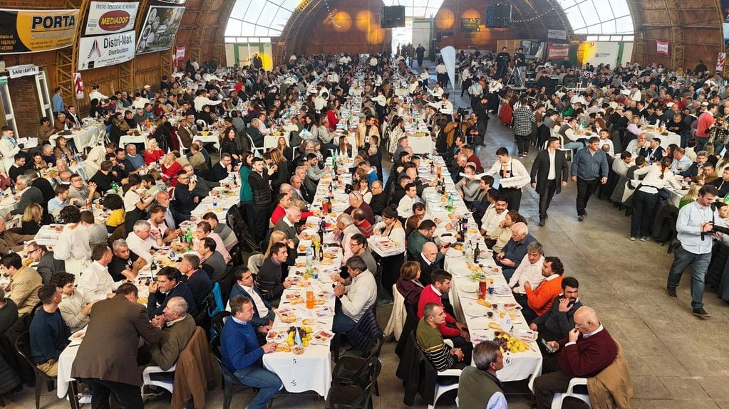 Almuerzo oficial de la 43° edición de la Fiesta Nacional de la Ganadería de Zonas Áridas. Foto: Gentileza