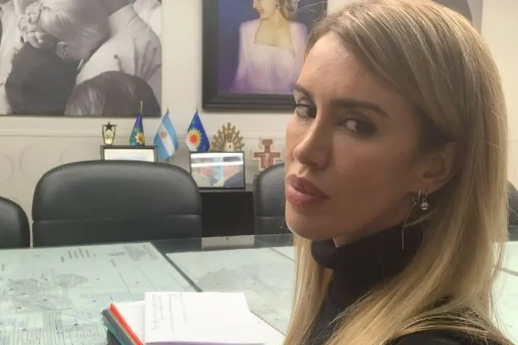 Melody Rakauskas. La exsecretaria denunció a Espinoza por abuso sexual.