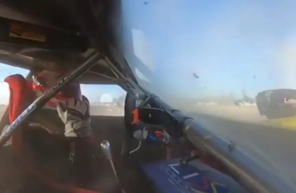 Impresionante video del accidente de Pérez Bravo. / TV