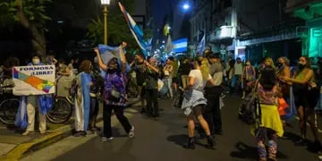 Cacerolazo en Formosa y en la casa de Cristina Kirchner tras la fuerte represión policial